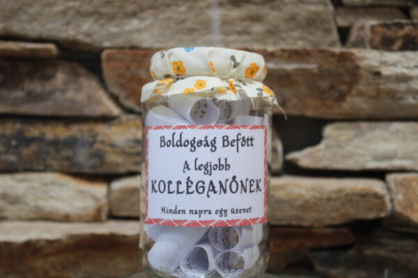 boldogság befőtt,kolléganőnek,
