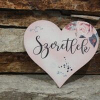 valentin napi hűtőmágnes szeretlek rózskkal nagy szívforma