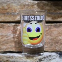 vicces pálinkás pohár stresszoldó