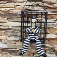 mozgó ,hangot adó rab csontváz (halloween)