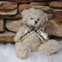 valentin napi love masnis vajszínű maci ülő 12 cm