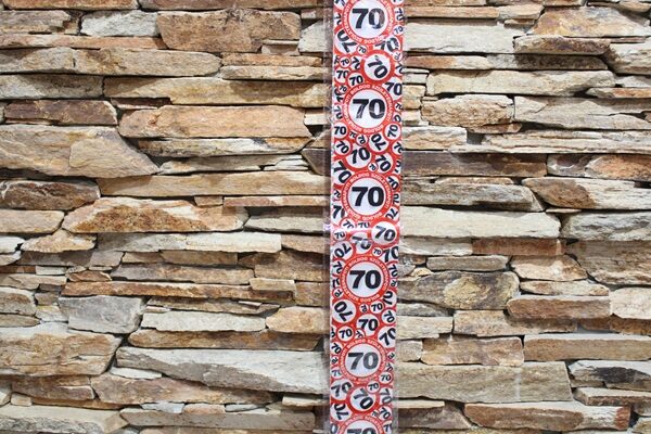 Sebességkorlátozó vállszalag (70.szülinap)