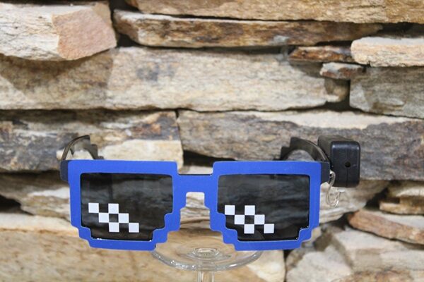 elemes minecraft ledes szemüveg kék (szilveszter)