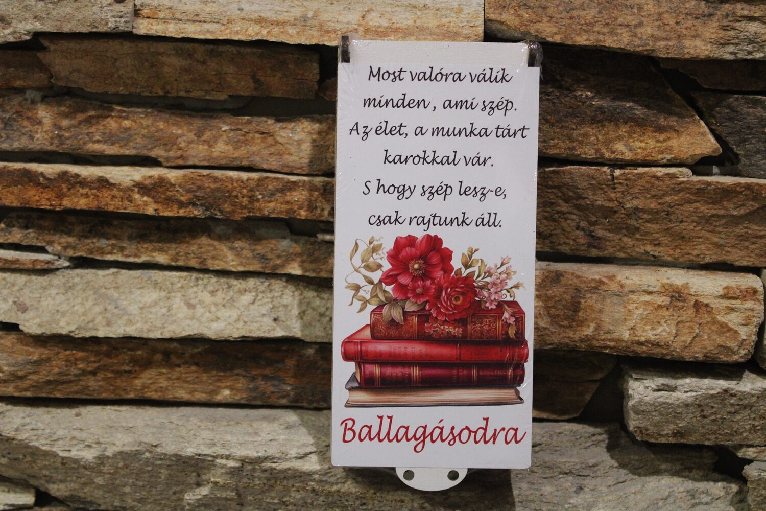 ballagási pénzátadó – ballagásodra, piros virágok könyveken