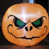 kompresszoros halloween tök 100 cm – világító felfújható dekoráció | partyballon