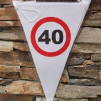 40. születésnapi zászlófüzér – közlekedési tábla mintás, 3 m | partyballon