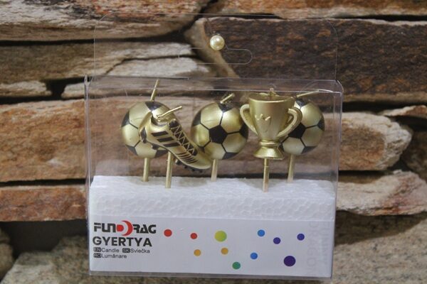 arany focis tortagyertya szett – labda, focicipő és kupa | partyballon
