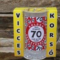 boldog 70. születésnapot söröskorsó – sebességkorlátozó tábla mintával | partyballon